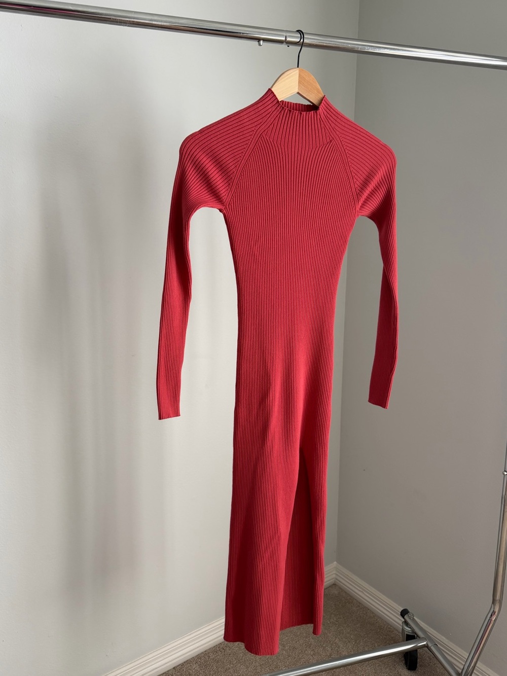 Aritzia Wilfred Ribbed Long Sleeve Knit Dress